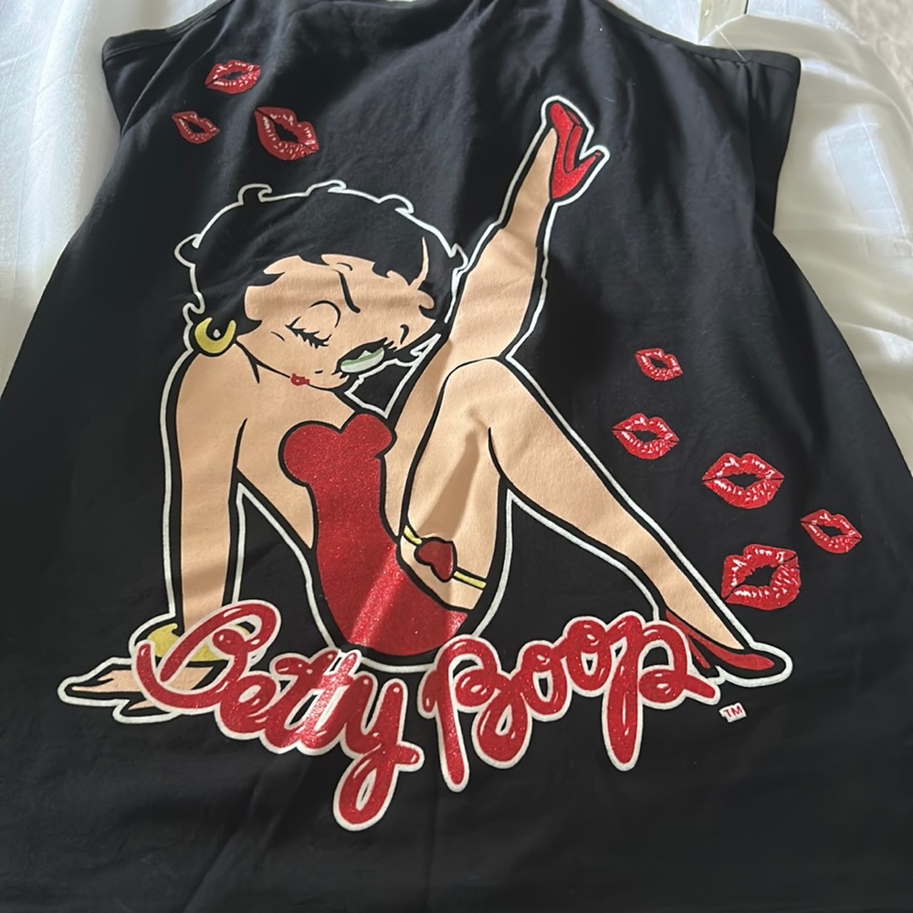 Universal betty boop t shirt
